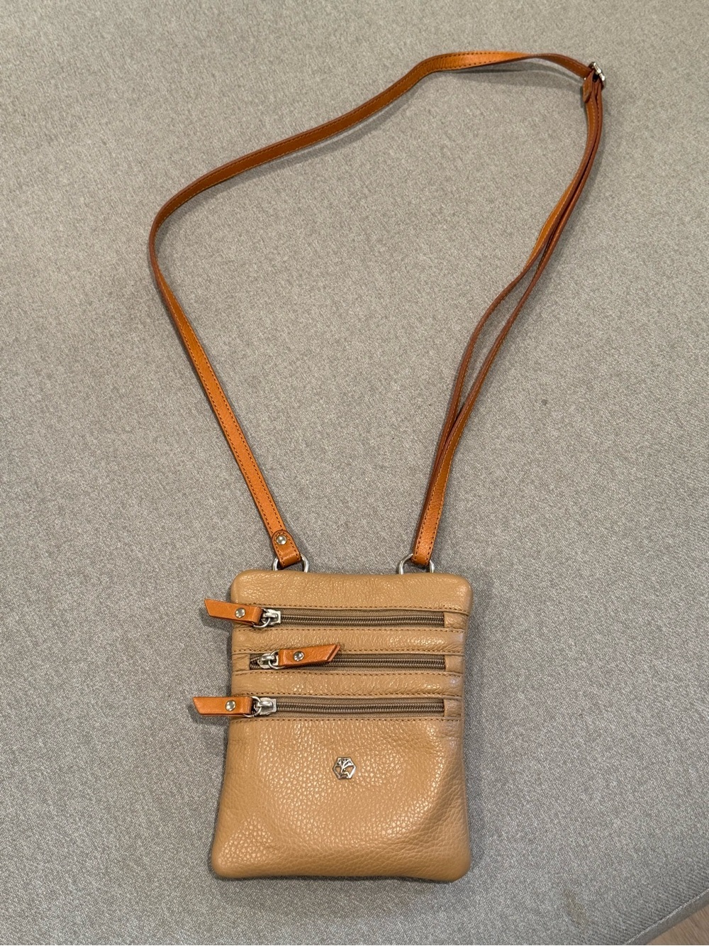 Valentina Genuine Leather Crossbody Bag in Tan